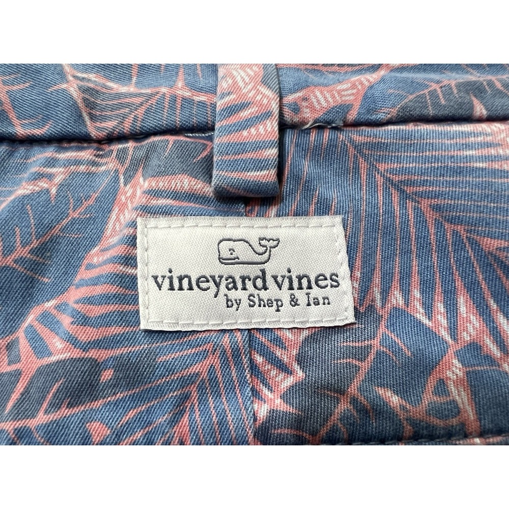 Vineyard Vines‎ Island Palms  9" Breaker Shorts Blue Pink Men's 44